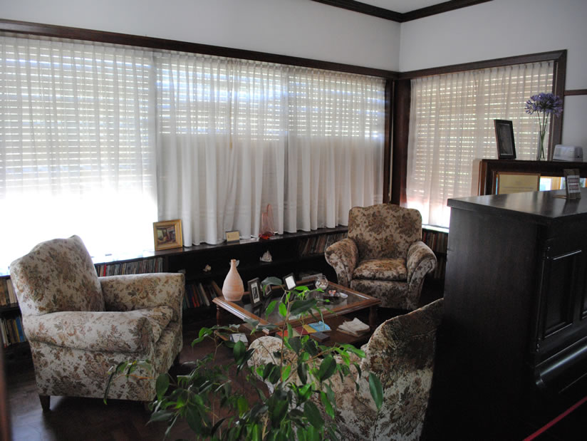 Centro Cultural Chalet de don Carlos en Villa Gesell zona  