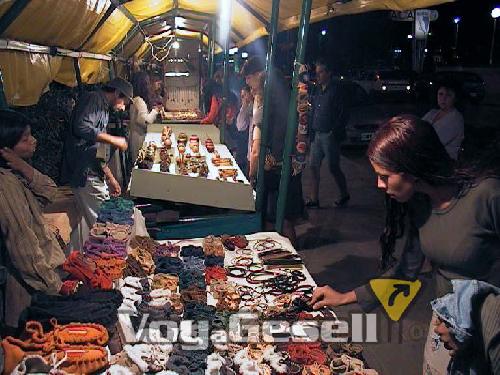 Ferias de Artesanos F.A.R.A Feria artesanal regional y artistica en Villa Gesell zona 