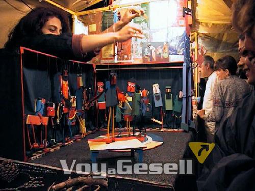 Ferias de Artesanos F.A.R.A Feria artesanal regional y artistica en Villa Gesell zona 