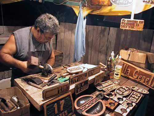 F.A.R.A Feria artesanal regional y artistica: Ferias de Artesanos en Villa Gesell.