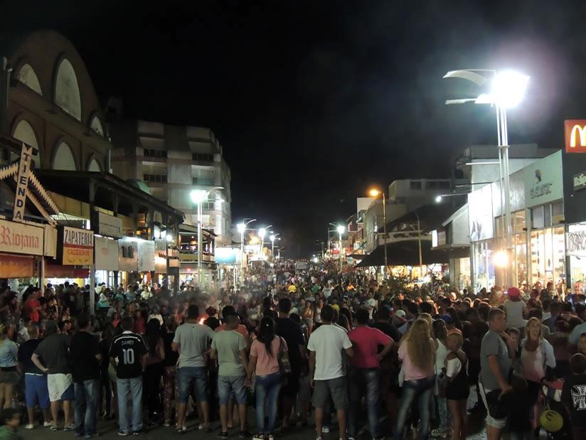 La Avenida 3: Atractivo Turistico en Villa Gesell.