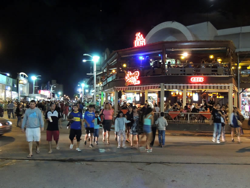 Atractivo Turistico La Avenida 3 en Villa Gesell zona 