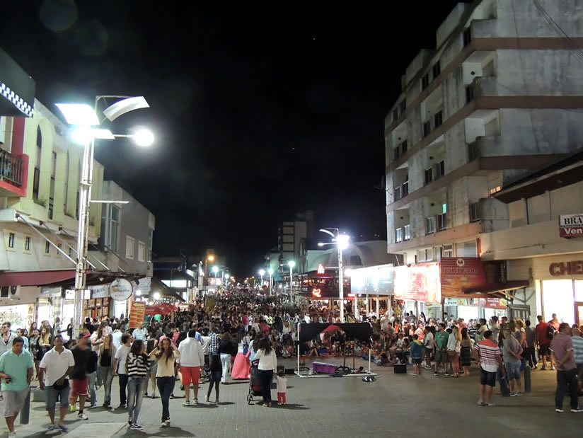 Atractivo Turistico La Avenida 3 en Villa Gesell zona  