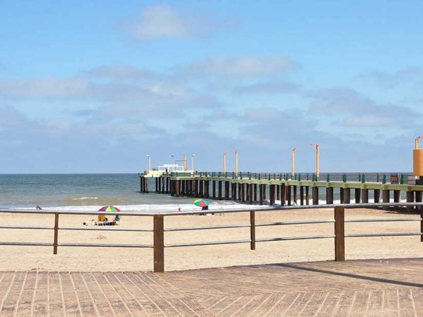 Deportes Pesca en el mar en Villa Gesell zona  Vista desde la Rambla