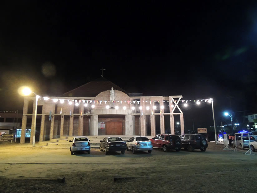 Santiago Apóstol: Iglesia en Villa Gesell.